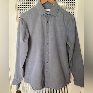 Calvin Klein Slim Fit 15 1/2, 34-35